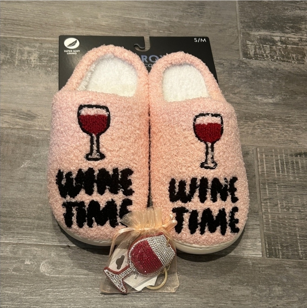 Wine Time Red Wine Slipper & Crystal Charm Bundle Size S/M (5-8)